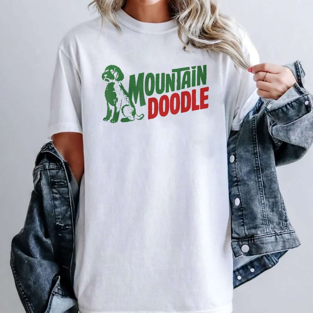 Mountain Doodle Dog Lovers Vintage Retro Outdoor Hiking T-Shirt