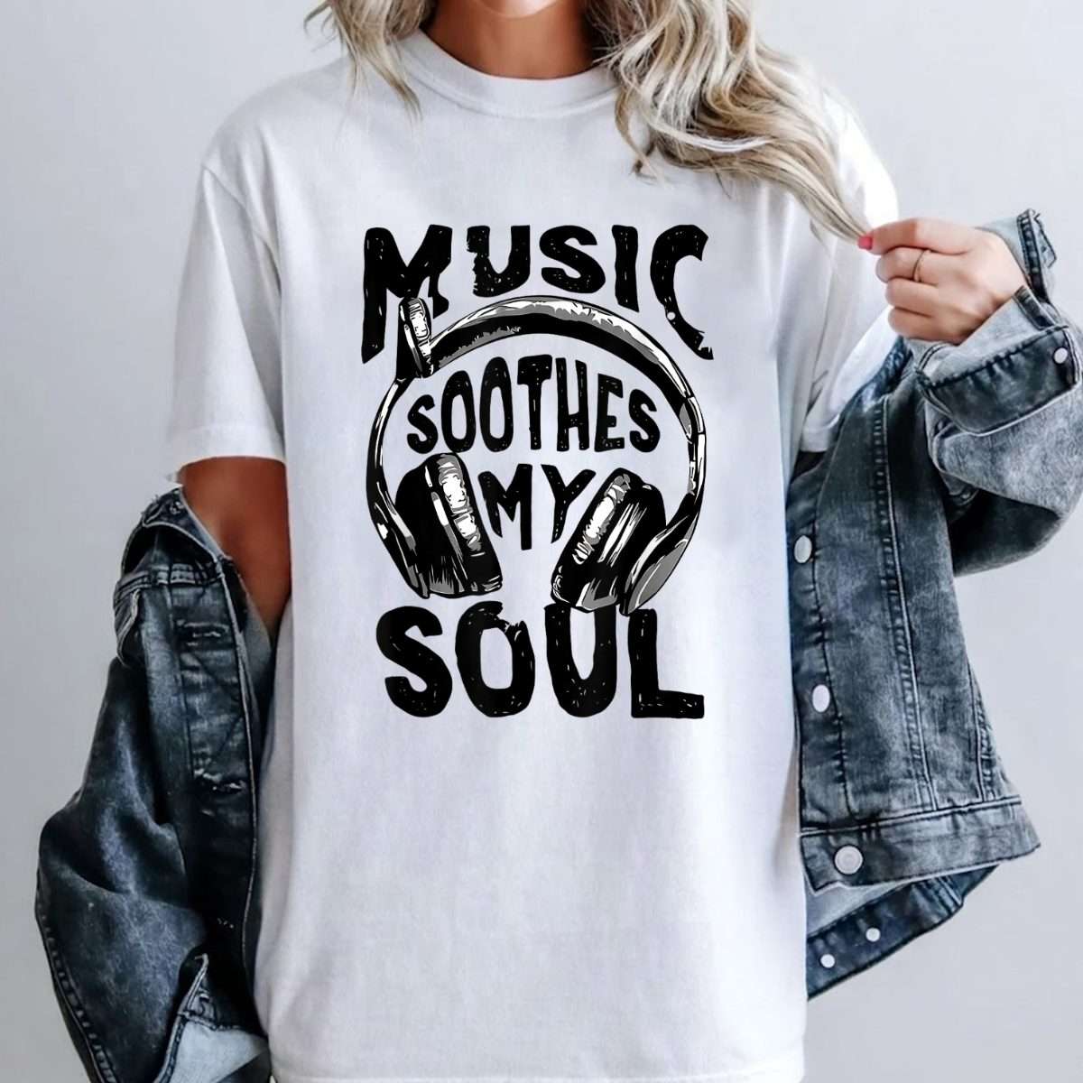 Music Soothes My Soul Vintage Headphone Music Lover Musician T-Shirt